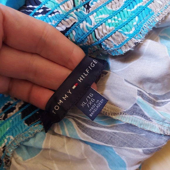 Tommy Hilfiger Ruffle Shorts - Picture 7 of 9